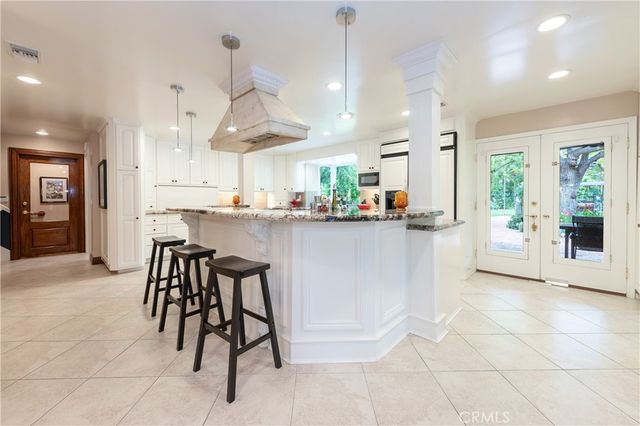 5340 Calvin Avenue, Tarzana, CA 91356