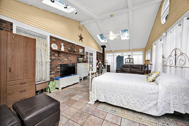 1015 KY-698, Stanford, KY 40484