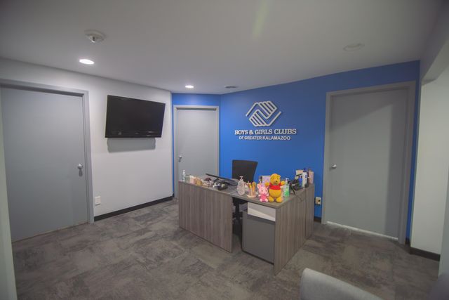 4000 Portage Street 201, Kalamazoo, MI 49001