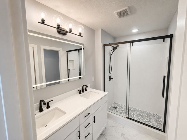 4544 Savanna Trail, Chaska, MN 55318