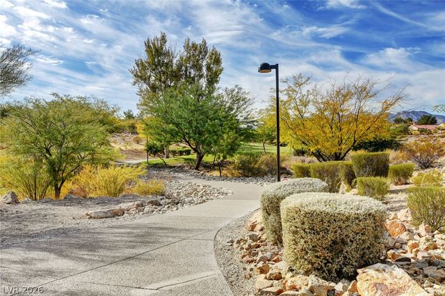 7621 Almeria Avenue, Las Vegas, NV 89128