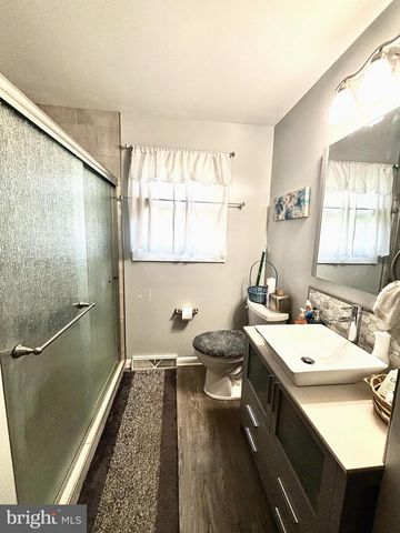 14042 CREST AVE, Waynesboro, PA 17268