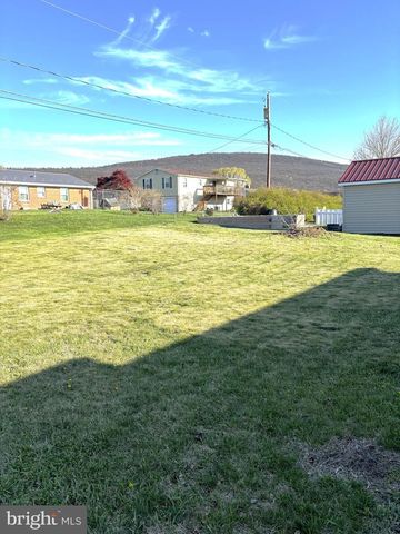 14042 CREST AVE, Waynesboro, PA 17268
