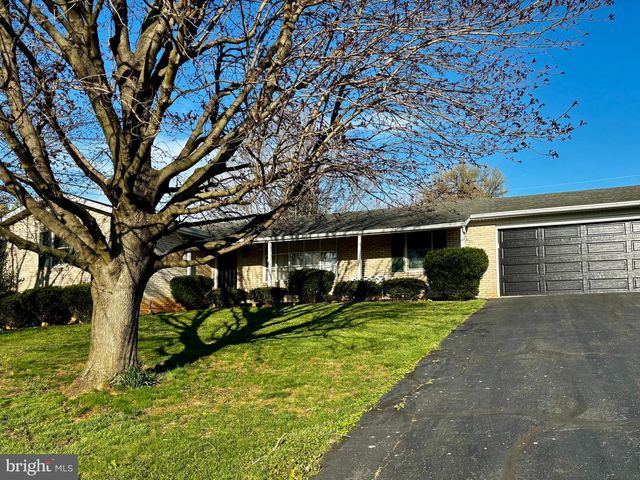 14042 CREST AVE, Waynesboro, PA 17268