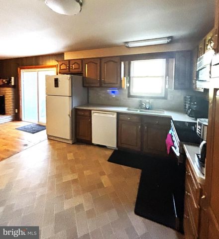 14042 CREST AVE, Waynesboro, PA 17268