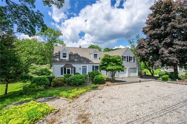 39 Winslow Road, Cheshire, CT 06410