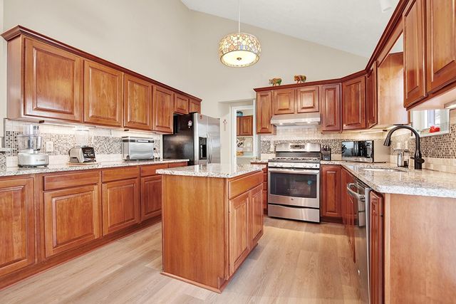 501 Sheridan Ln, Murrysville, PA 15632