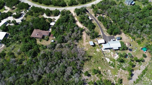 416 HILLTOP RDG, New Braunfels, TX 78132