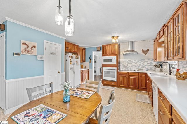 202 Park Road, Belton, SC 29627