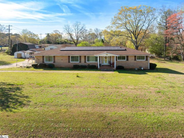 202 Park Road, Belton, SC 29627
