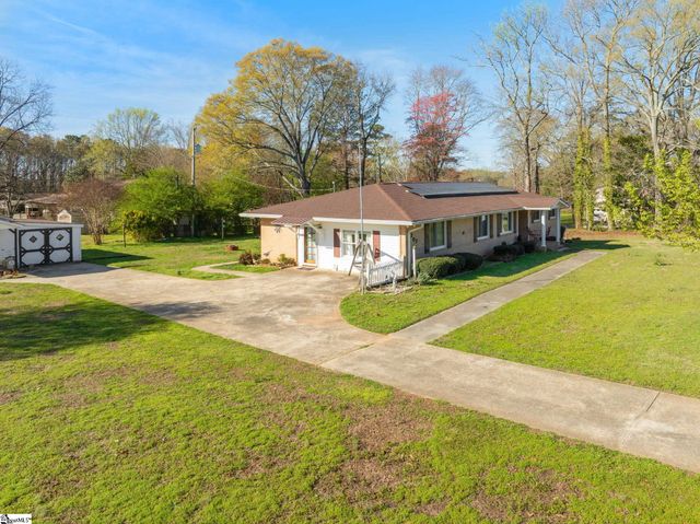 202 Park Road, Belton, SC 29627