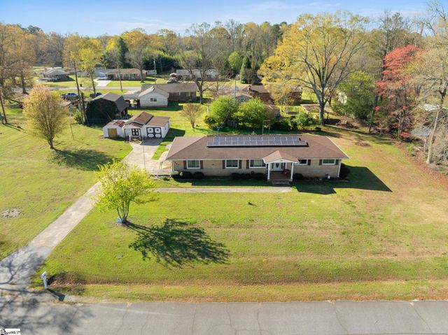 202 Park Road, Belton, SC 29627