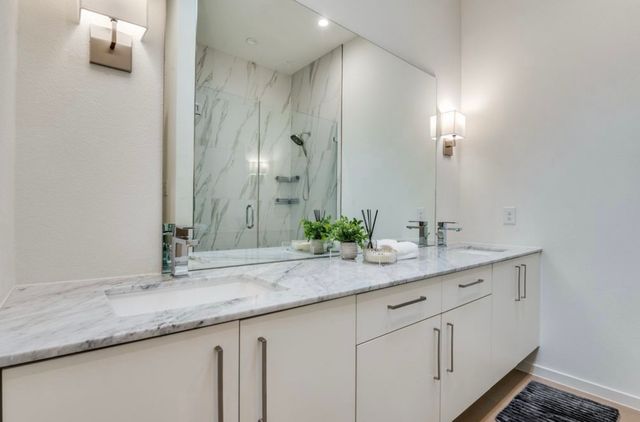 3812 San Jacinto Street 207, Dallas, TX 75204