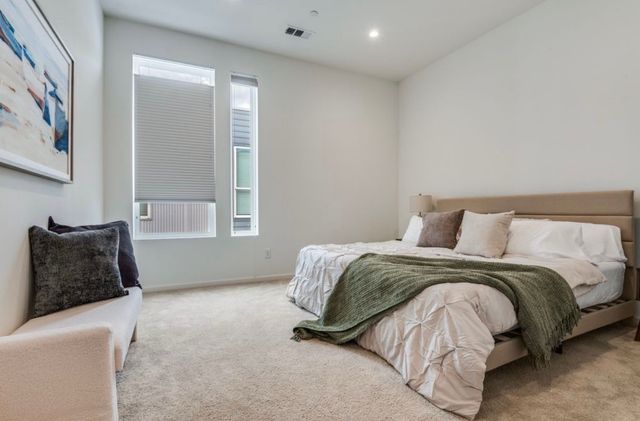 3812 San Jacinto Street 207, Dallas, TX 75204