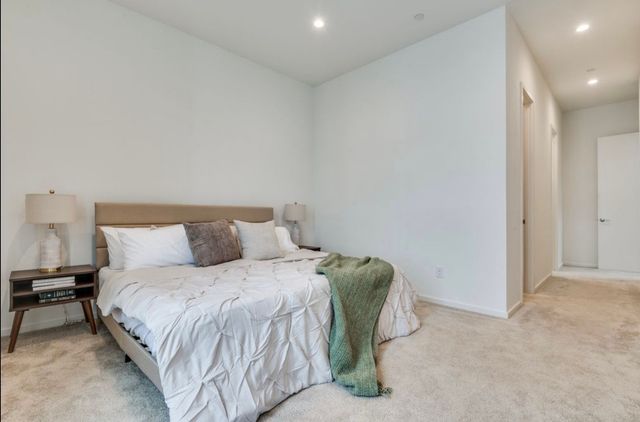 3812 San Jacinto Street 207, Dallas, TX 75204