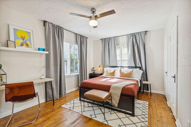 2435 W 10th Street, Dallas, TX 75211