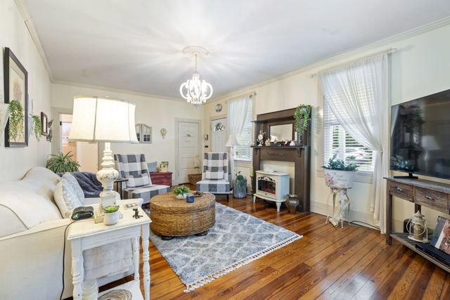 701 Lawrence St, Old Hickory, TN 37138