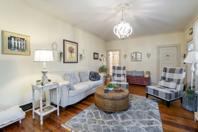 701 Lawrence St, Old Hickory, TN 37138