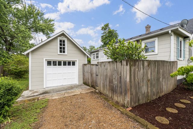701 Lawrence St, Old Hickory, TN 37138