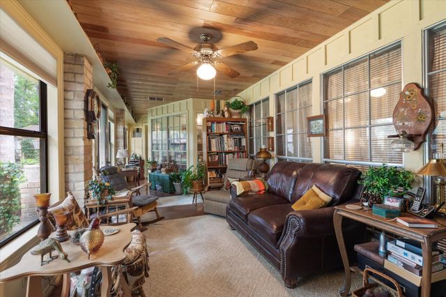 1611 Ferndale Street, Longview, TX 75604