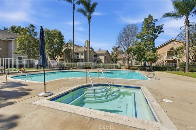 3814 Dunford M, Inglewood, CA 90305