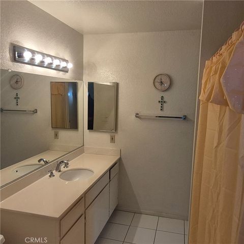 3814 Dunford M, Inglewood, CA 90305