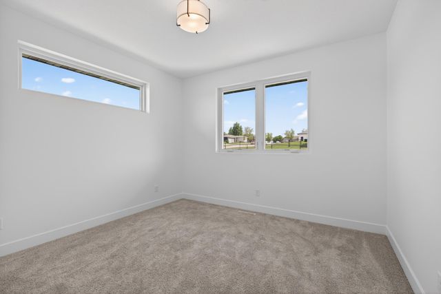 1703 Red Tail Drive, Waterloo, IA 50701