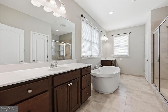2924 MILL ISLAND PKWY, Frederick, MD 21701