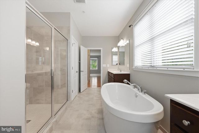 2924 MILL ISLAND PKWY, Frederick, MD 21701