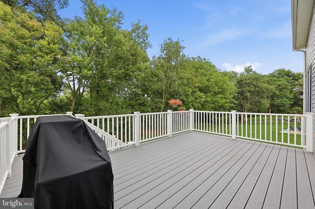 2924 MILL ISLAND PKWY, Frederick, MD 21701