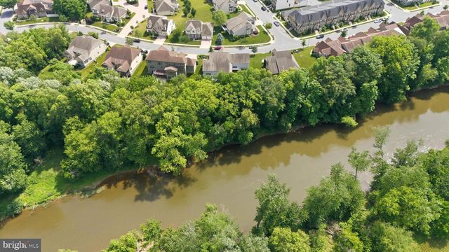 2924 MILL ISLAND PKWY, Frederick, MD 21701
