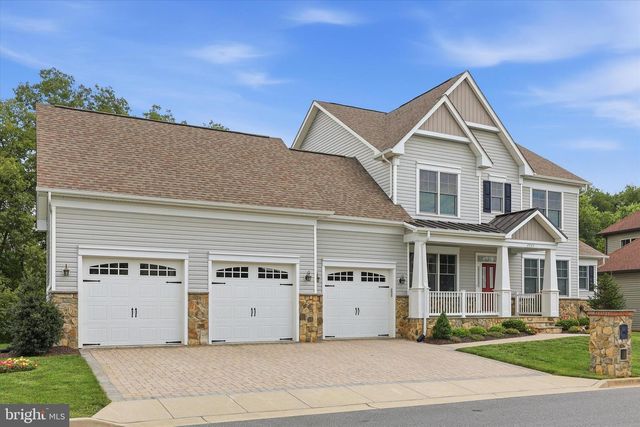 2924 MILL ISLAND PKWY, Frederick, MD 21701