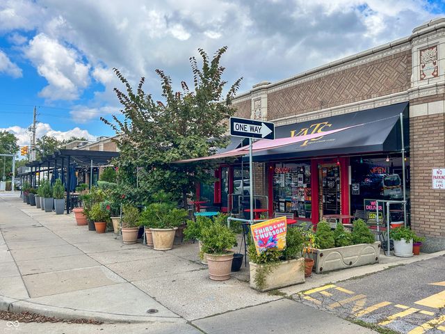 5347 N College Avenue 214, Indianapolis, IN 46220