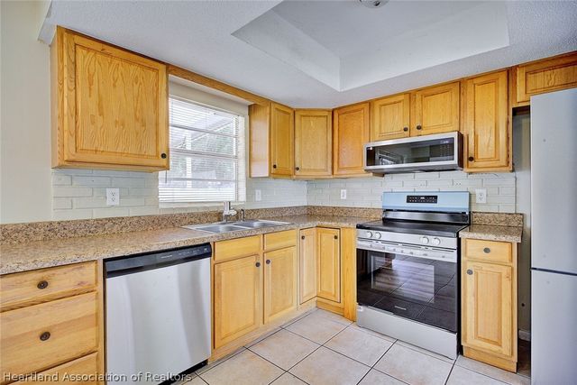 1537 Vicki Drive, Sebring, FL 33870