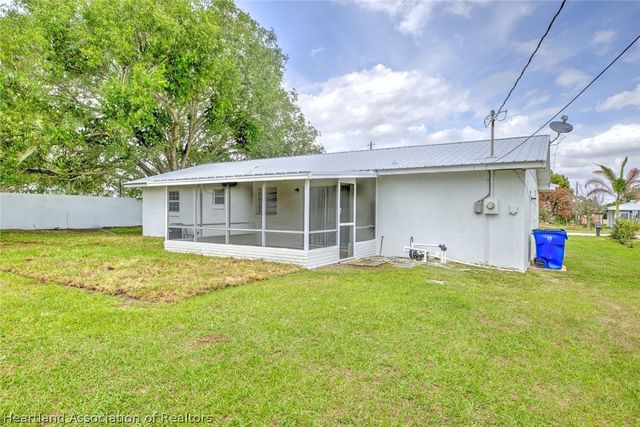 1537 Vicki Drive, Sebring, FL 33870