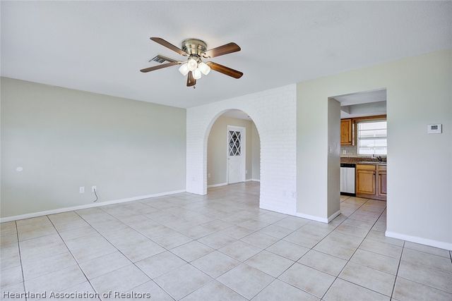 1537 Vicki Drive, Sebring, FL 33870