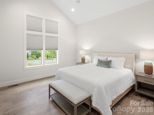 582 Daniel Circle Drive, Mills River, NC 28759