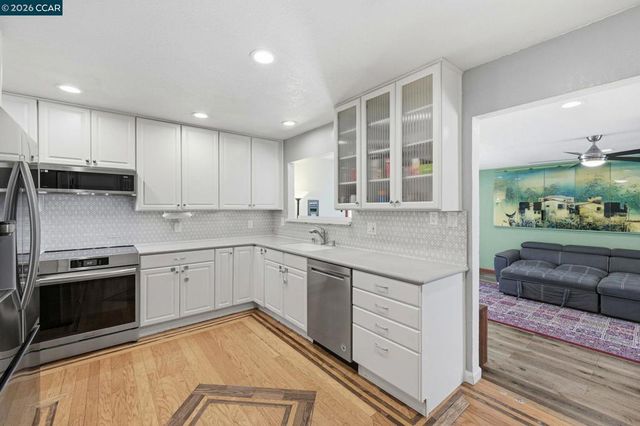 1501 Lassen Ct, Vallejo, CA 94591