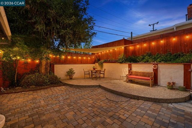 1501 Lassen Ct, Vallejo, CA 94591