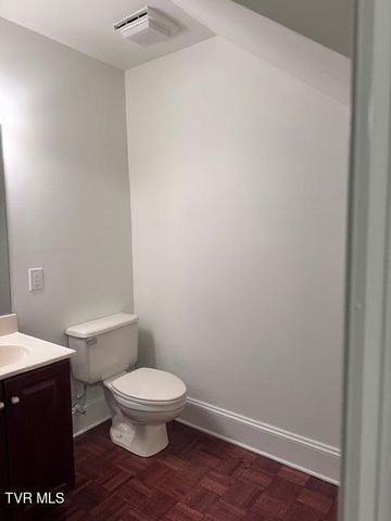 2734 East Oakland Avenue D39, Johnson City, TN 37601