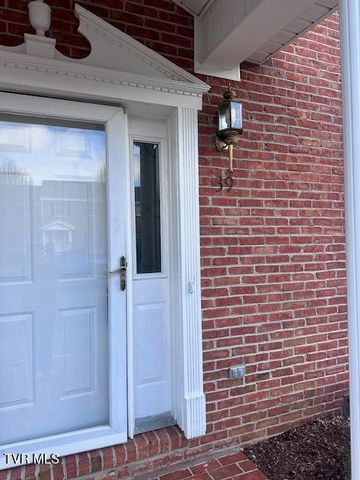 2734 East Oakland Avenue D39, Johnson City, TN 37601