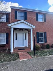 2734 East Oakland Avenue D39, Johnson City, TN 37601