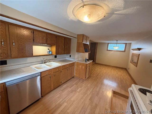 4306 Jones Lane, Floyds Knobs, IN 47119