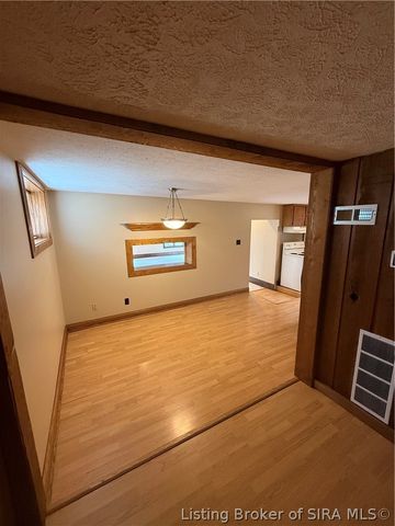 4306 Jones Lane, Floyds Knobs, IN 47119