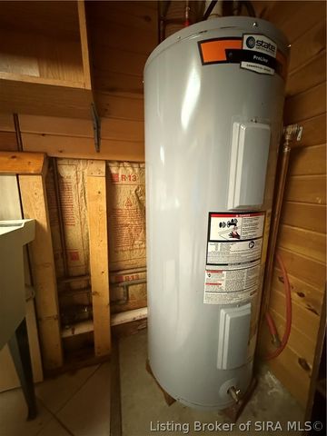 4306 Jones Lane, Floyds Knobs, IN 47119