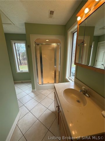 4306 Jones Lane, Floyds Knobs, IN 47119