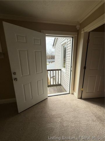 4306 Jones Lane, Floyds Knobs, IN 47119