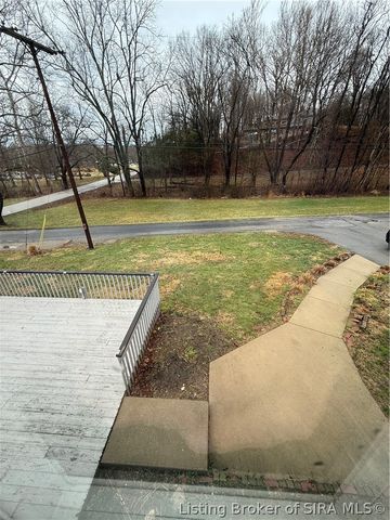 4306 Jones Lane, Floyds Knobs, IN 47119