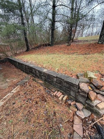 4306 Jones Lane, Floyds Knobs, IN 47119