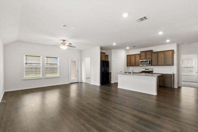 617 Calm Springs Drive, Princeton, TX 75407